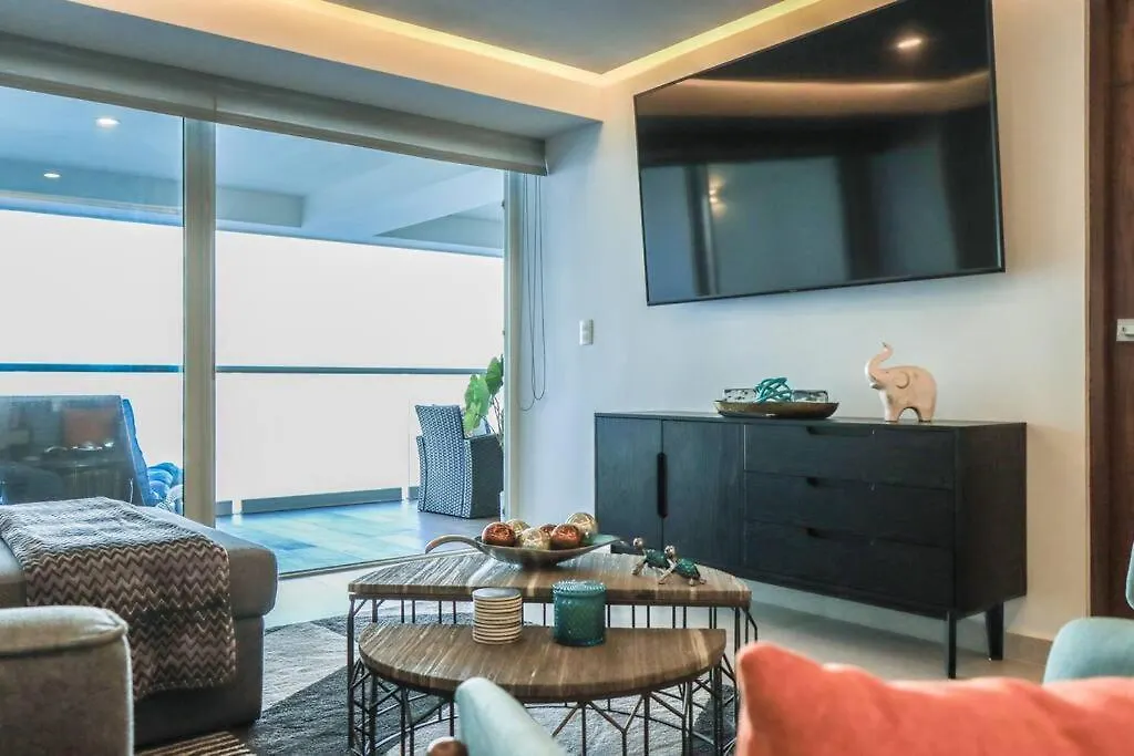 Harbor 12005 Huge Unit 2 Balconies Beachfront By Moikkarentals Puerto Vallarta Appartement